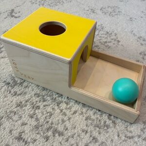 Lovevery Montessori Ball Drop Box